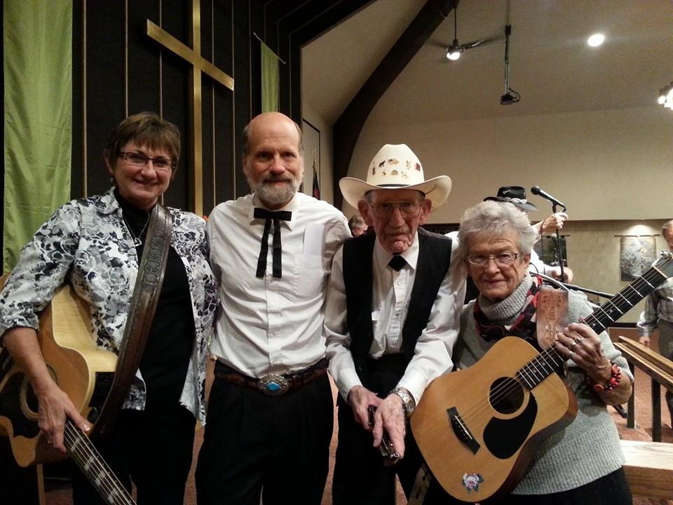 1383847_610320455678476_1290974342_n