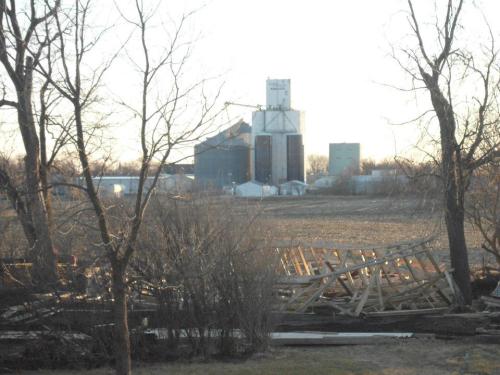 427982_243900482358554_46599881_n